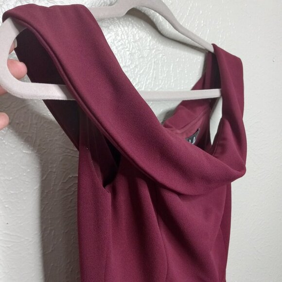 Lulus Maxi dress Burgundy - Off the shoulder - Size S - Picture 5 of 14